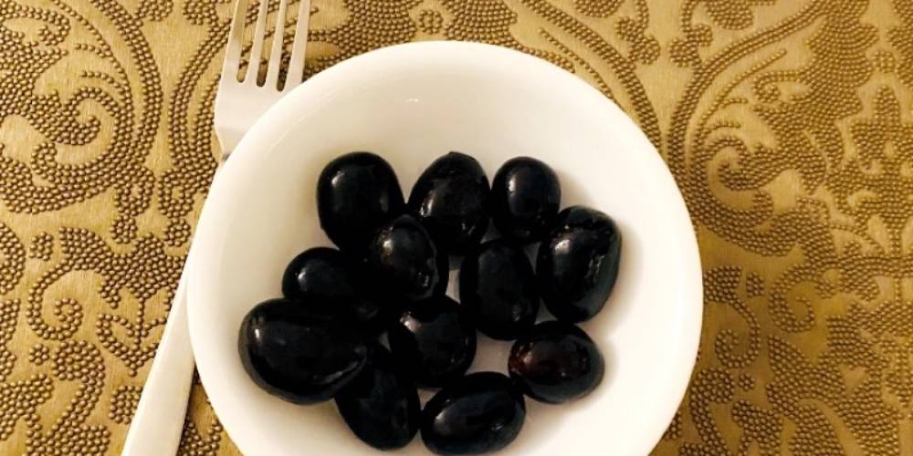 Black Seedless Grapes